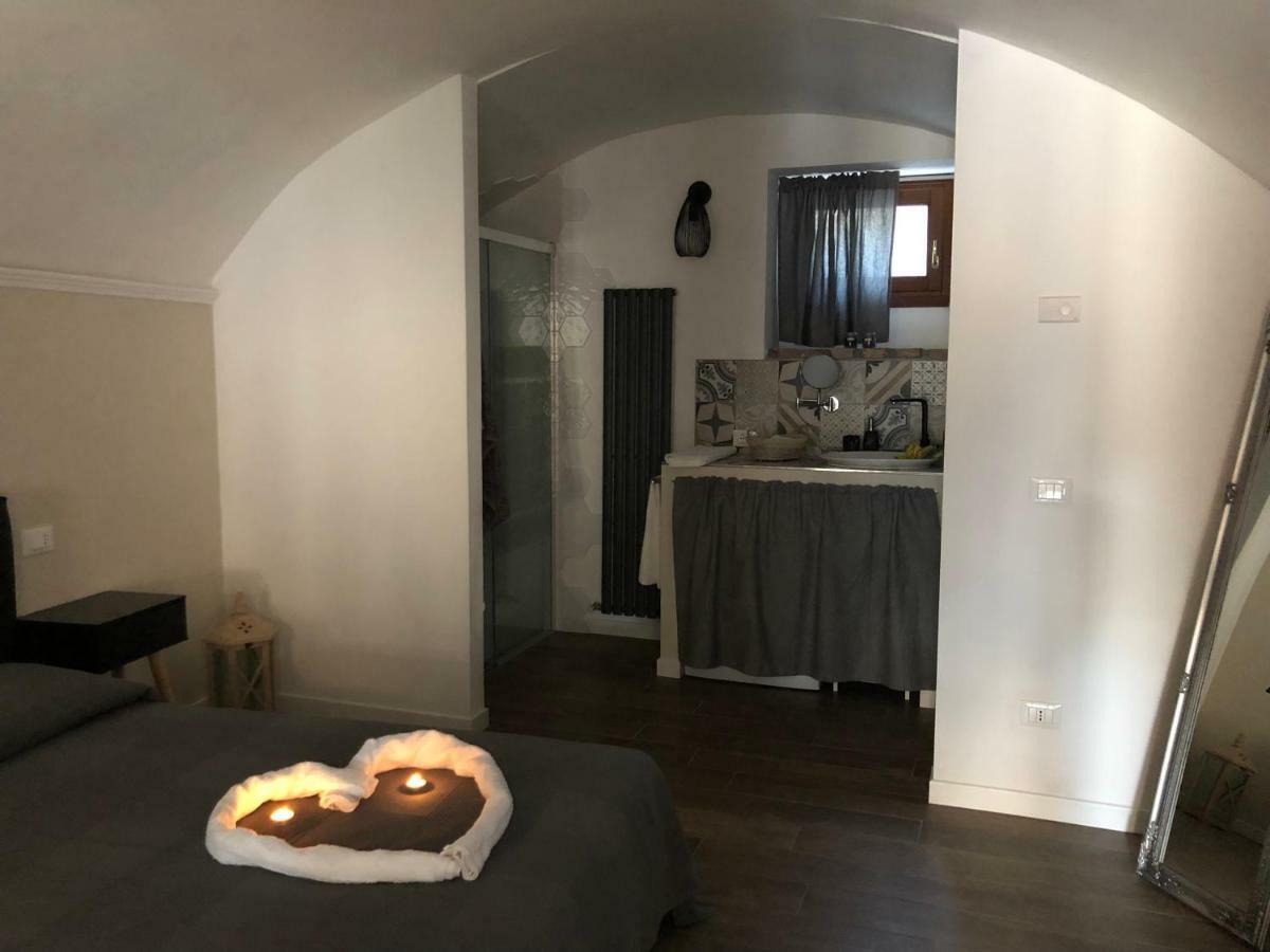 Tree House Apartamento Polpenazze del Garda Exterior foto